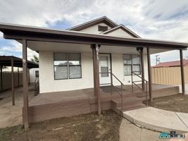 featured image of 611 S 2nd St