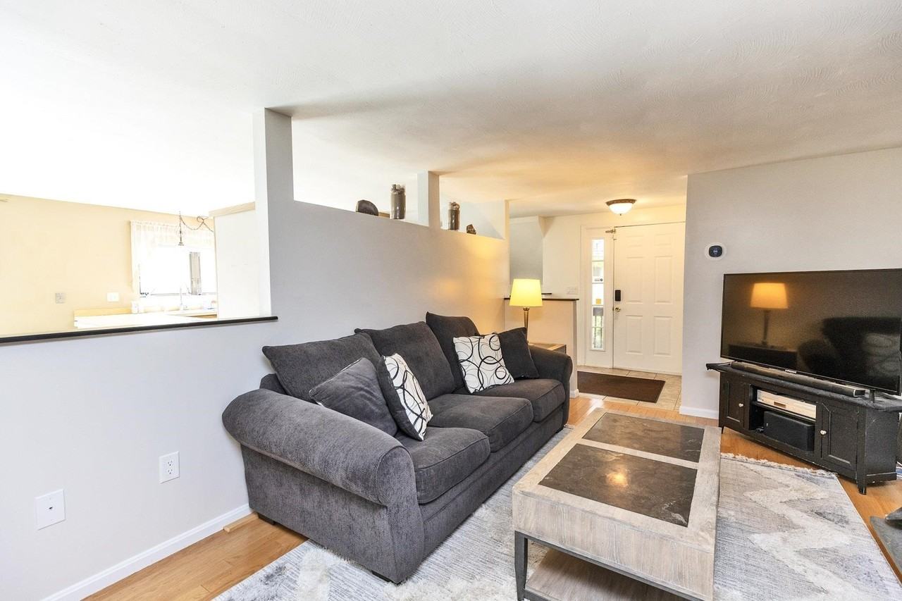 7 Mockingbird Ct - Photo 6 of 42