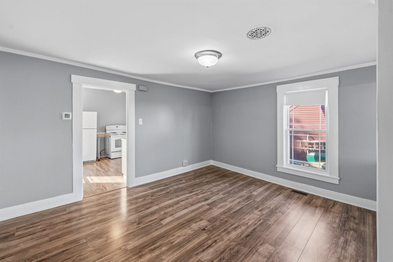 41 Beacon St - Photo 7 of 22