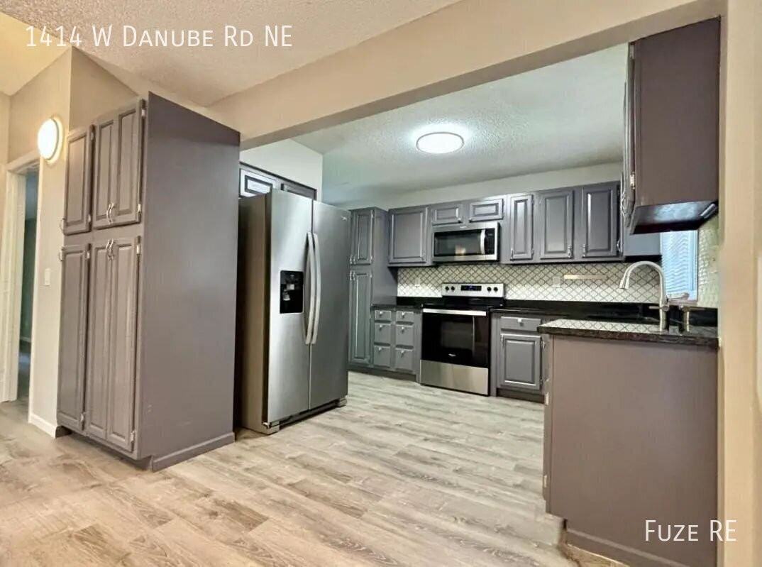 1414 W Danube Rd - Photo 3 of 20