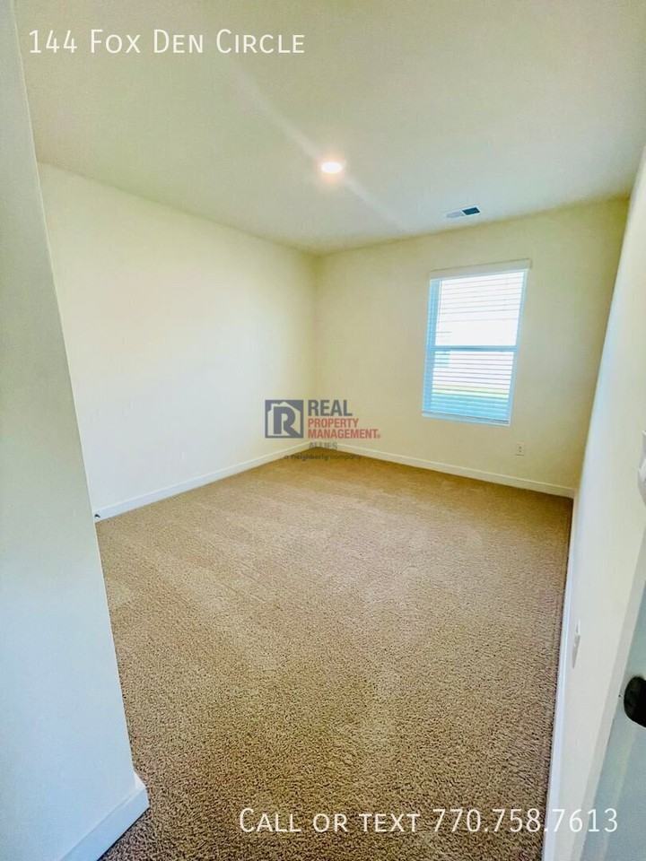 144 Fox Den Cir - Photo 5 of 13