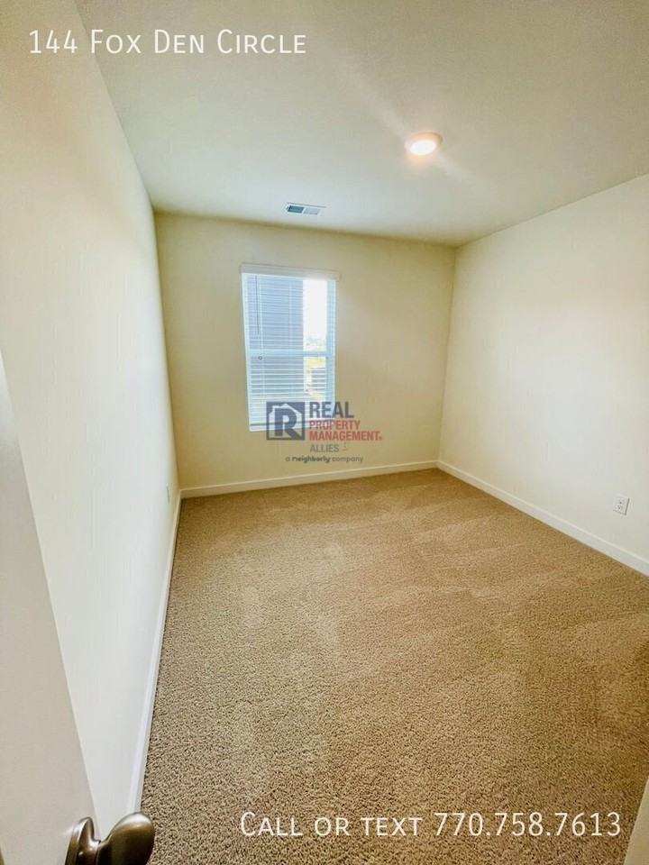 144 Fox Den Cir - Photo 6 of 13