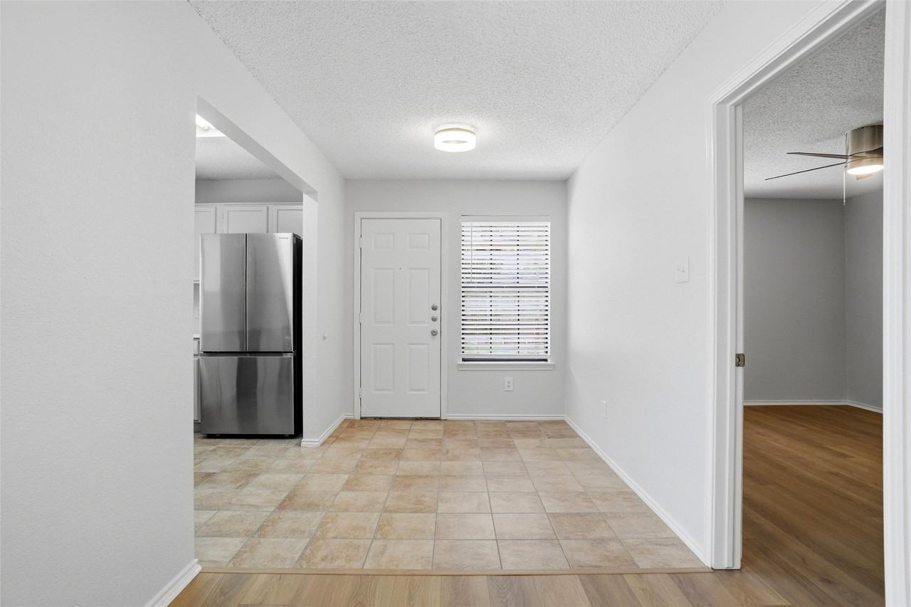 2709 London Ct - Photo 5 of 15