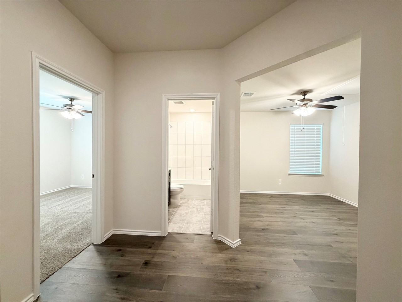 412 Saddle Blanket Dr - Photo 4 of 35