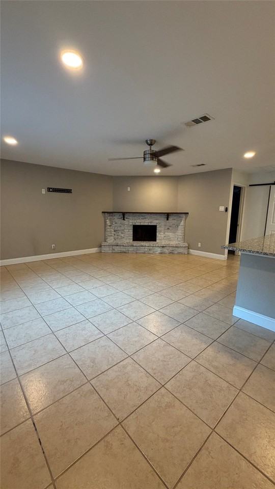 3208 Chalmette Ct - Photo 5 of 11