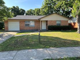 13836 Stardust Ln - Photo 1 of 1