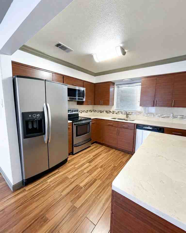 6544 Chicory Ct - Photo 3 of 22