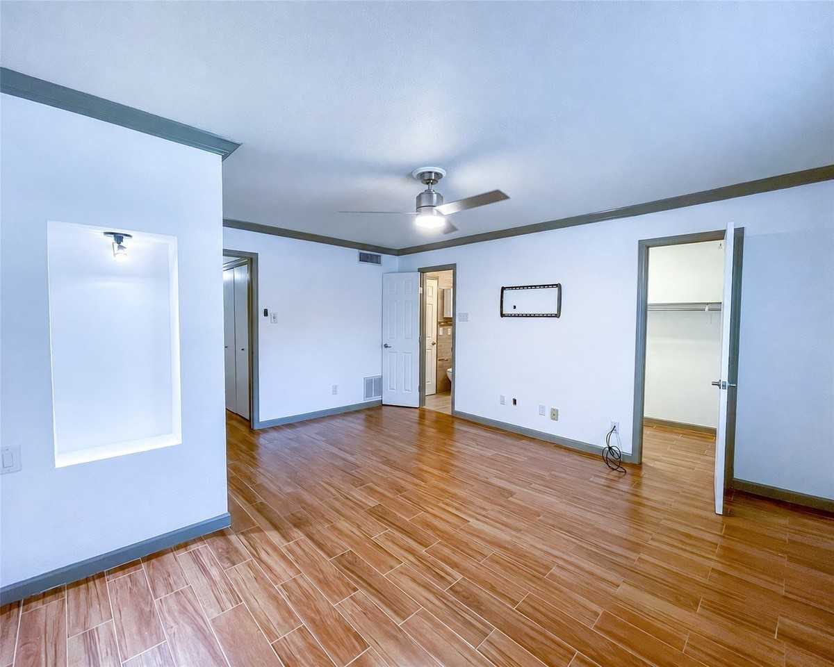 6544 Chicory Ct - Photo 6 of 22