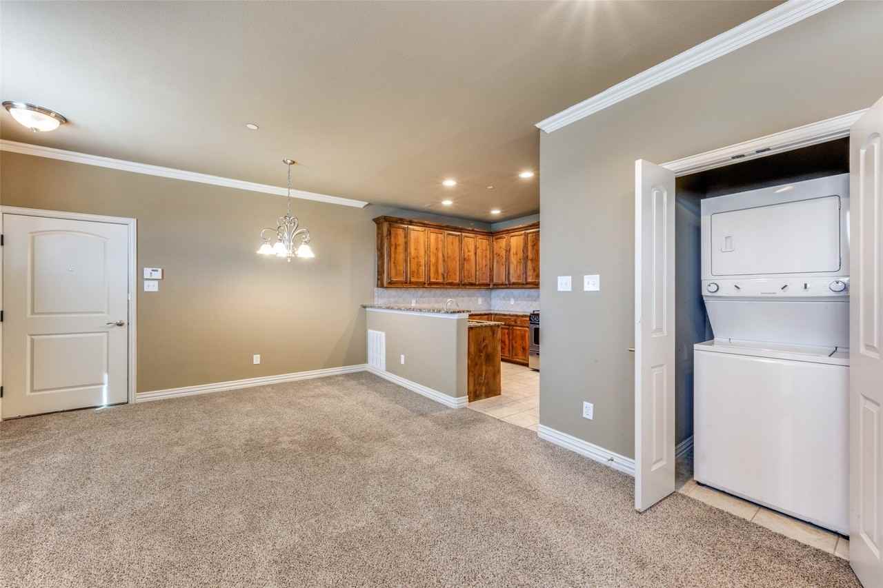 212 Bolivar St #201 - Photo 6 of 12