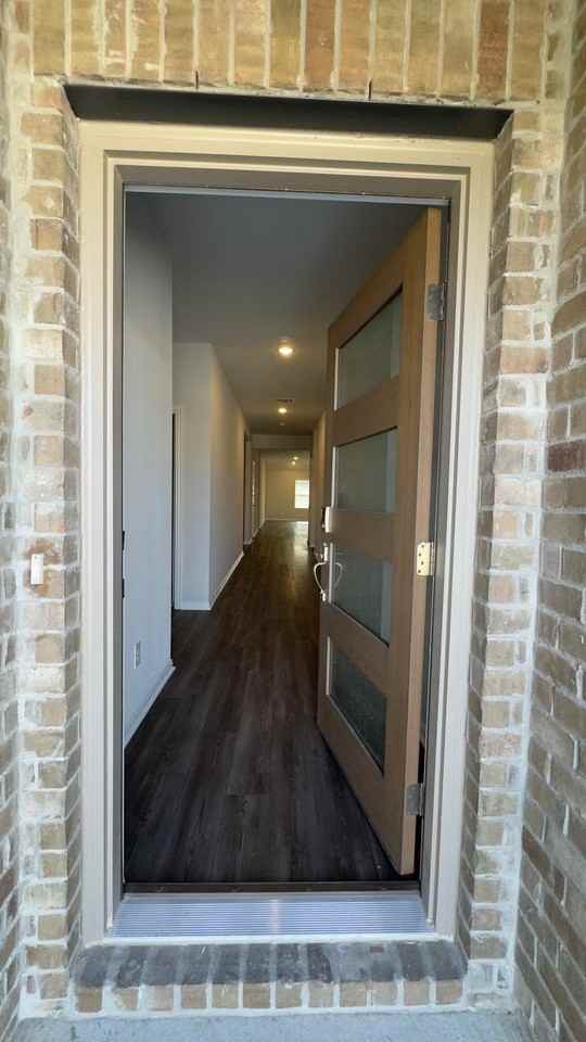 2018 Sycamore Ridge Trl - Photo 2 of 33
