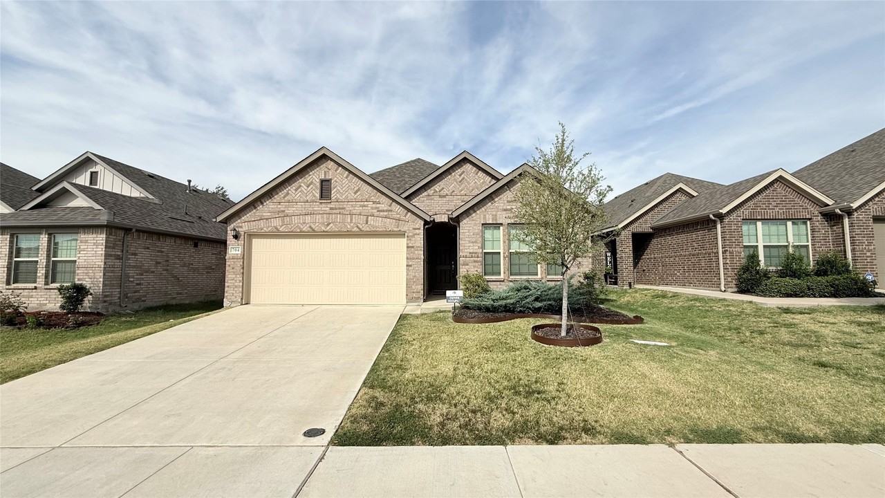 704 Big Bend Pkwy - Photo 5 of 26