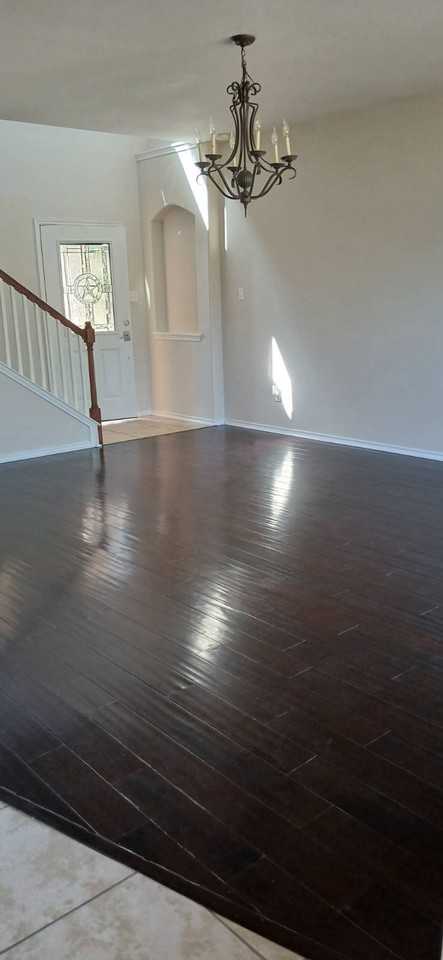 1323 Pinnacle Fls - Photo 2 of 9