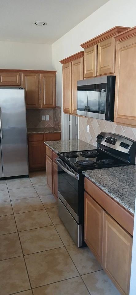 1323 Pinnacle Fls - Photo 3 of 9