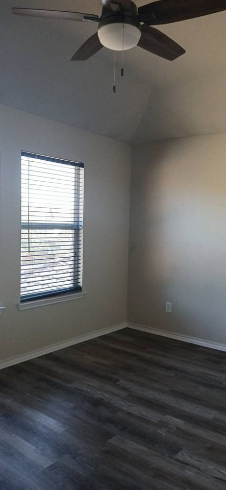 1323 Pinnacle Fls - Photo 6 of 9
