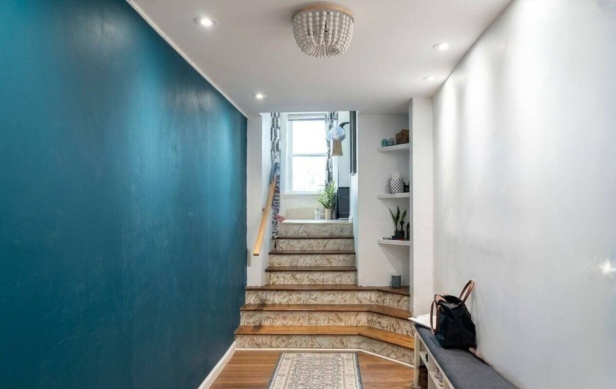 352 State St #3 - Photo 2 of 23