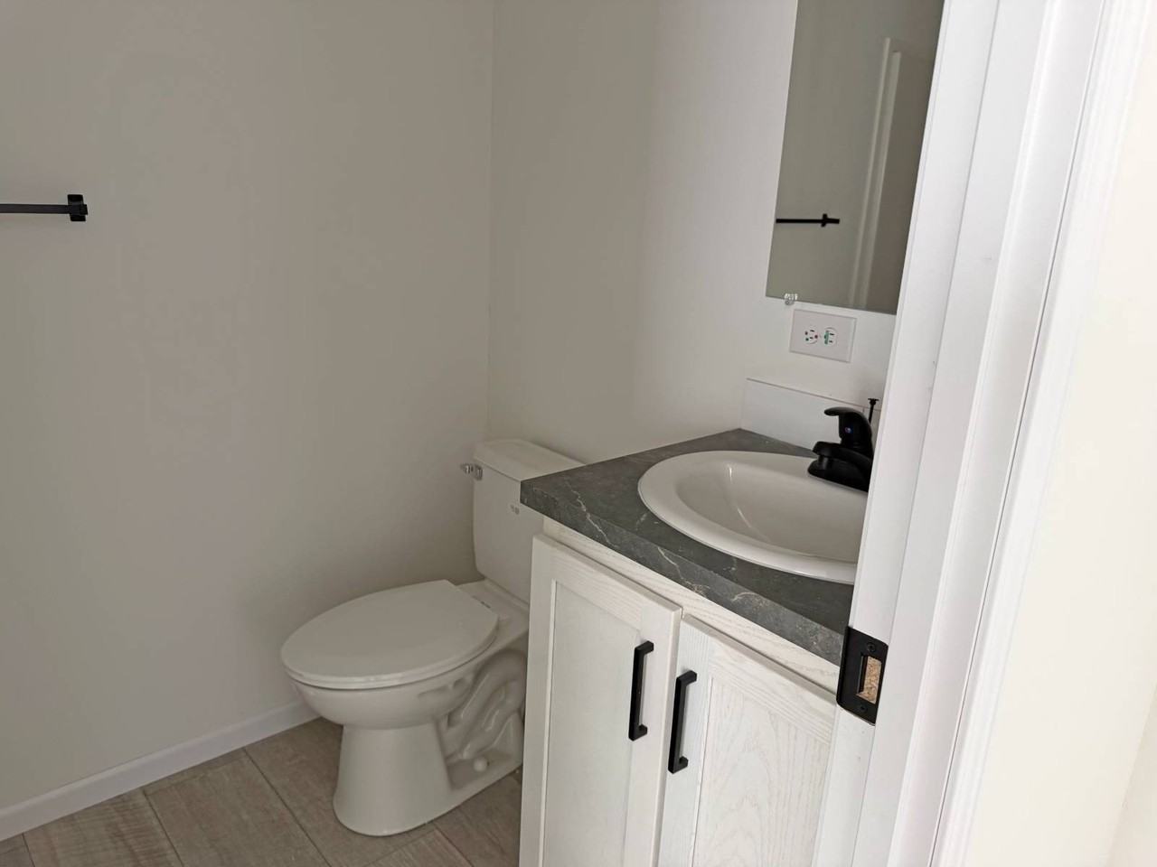 1751 N Grand Ave W #89 - Photo 7 of 10