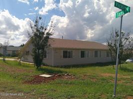 featured image of 3818 Vickie Ct #A