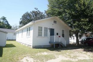 2709 N Davis Hwy - Photo 1 of 1