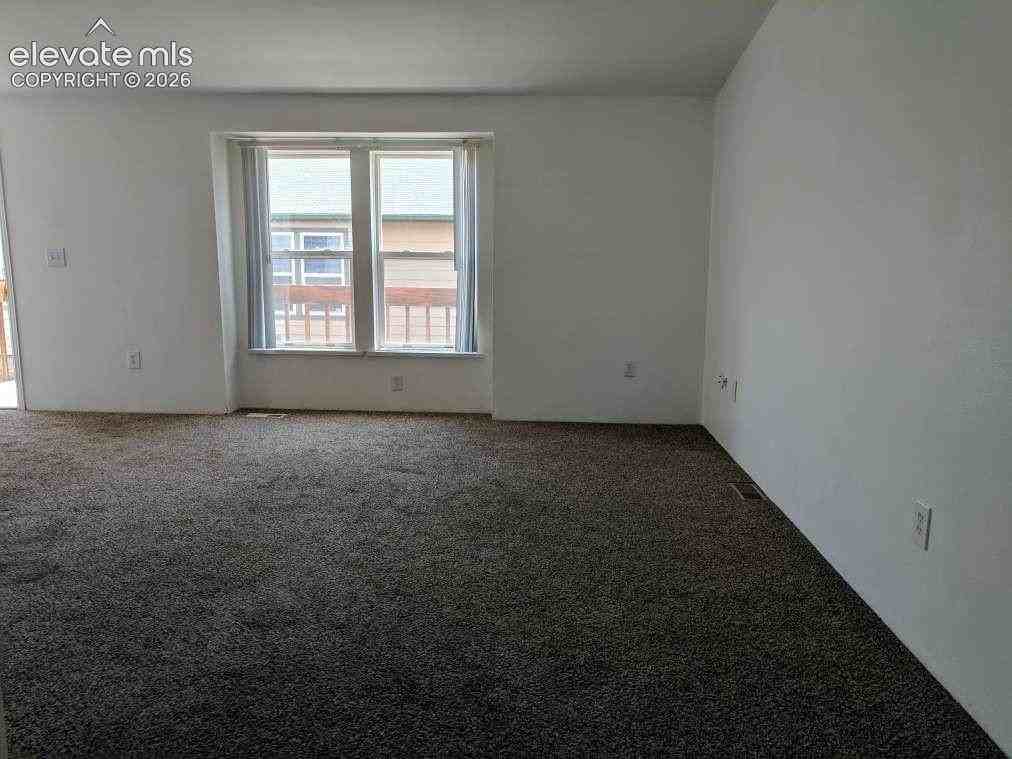 325 E Galena Ave #114 - Photo 4 of 10
