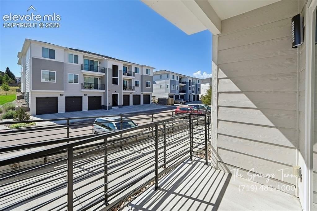 3760 Presidio Pt #104 - Photo 5 of 35