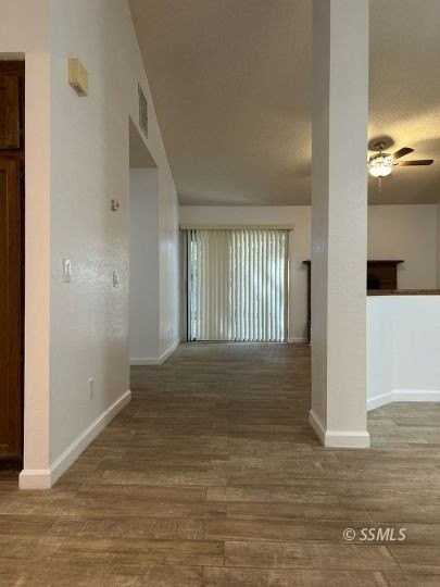 329 Del Mar Ln - Photo 2 of 20