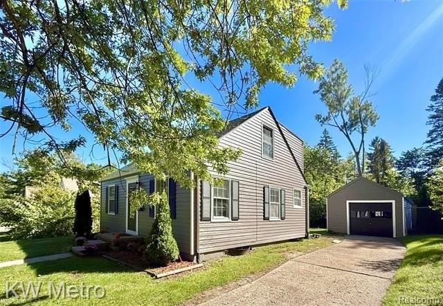 1305 Collegewood St - Photo 2 of 31