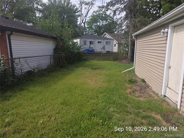 4882 Southfield St - Photo 2 of 15