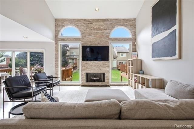 6306 Aspen Ridge Blvd - Photo 5 of 43