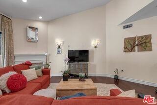 1722 Malcolm Ave #304 - Photo 3 of 6