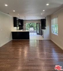 9001 Phyllis Ave - Photo 2 of 7