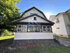 709 Sherman St - Photo 1 of 1