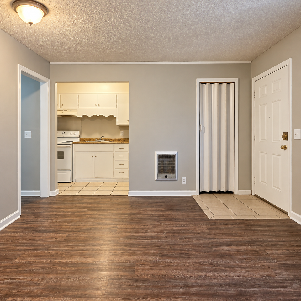 3900 Rucker Cir Sw #19 - Photo 4 of 13