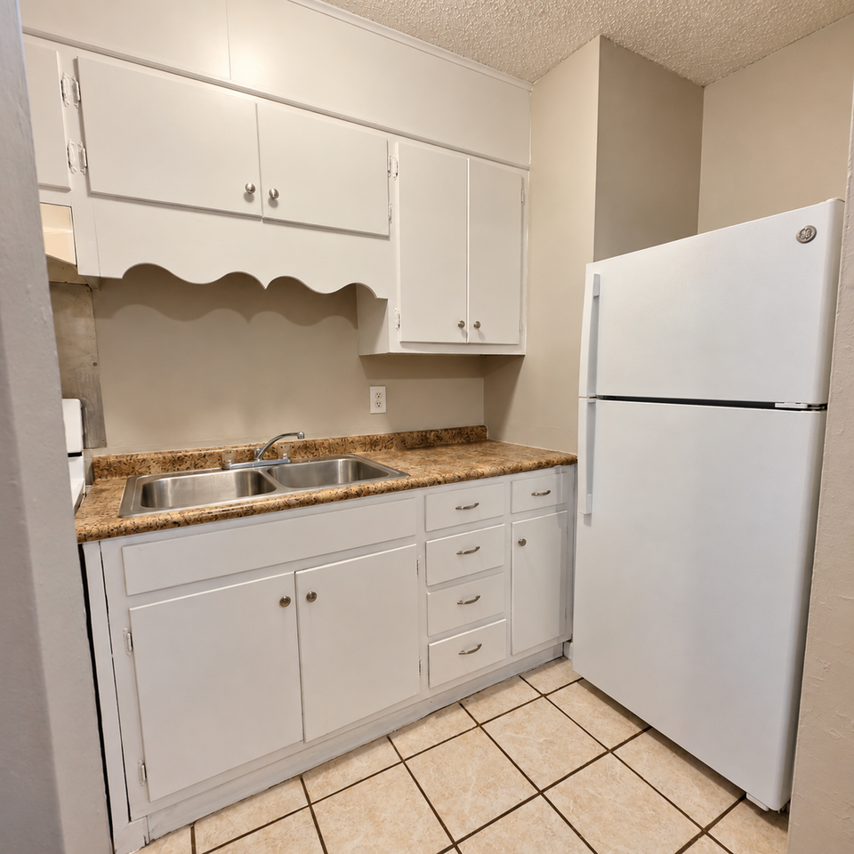 3900 Rucker Cir Sw #19 - Photo 7 of 13