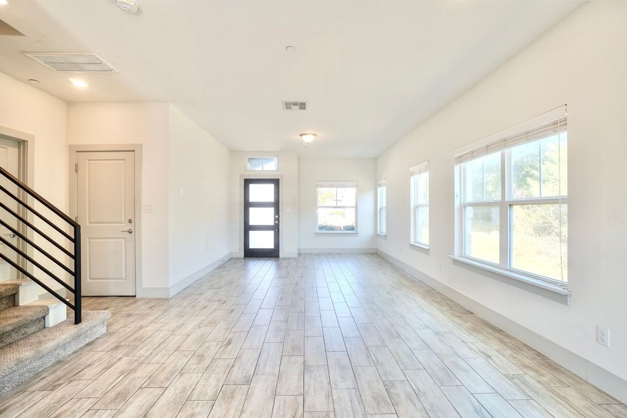 2152 Local Rebel Loop - Photo 3 of 29