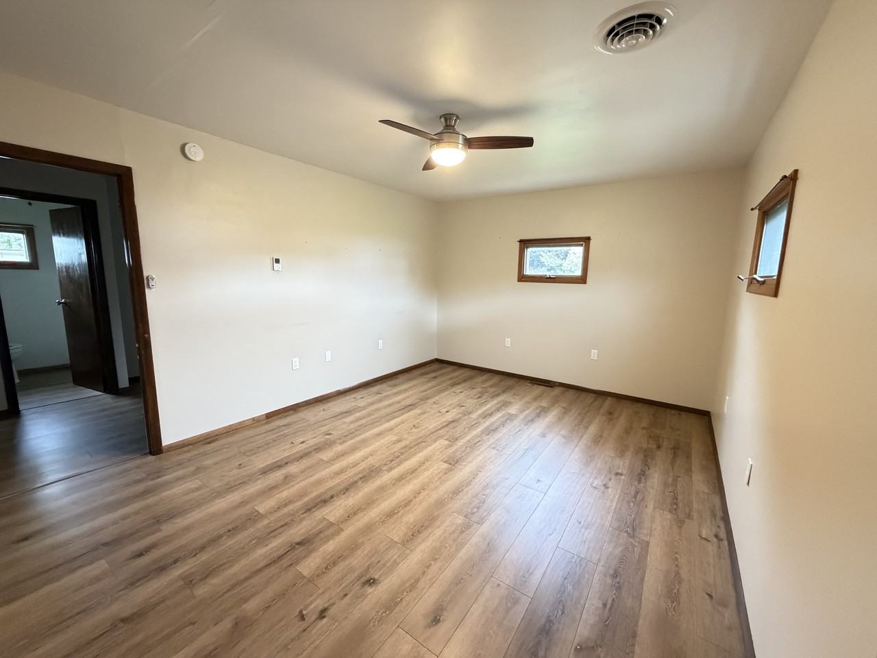 507 Zehner St #1 - Photo 4 of 19