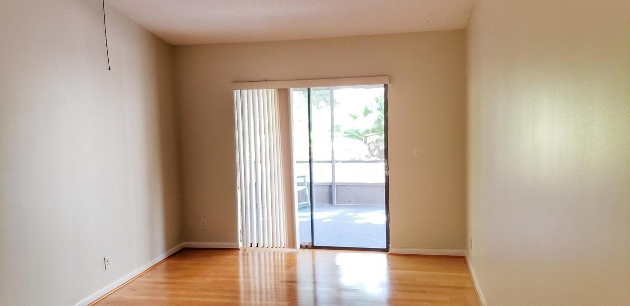 7 Whitehall Way - Photo 4 of 8
