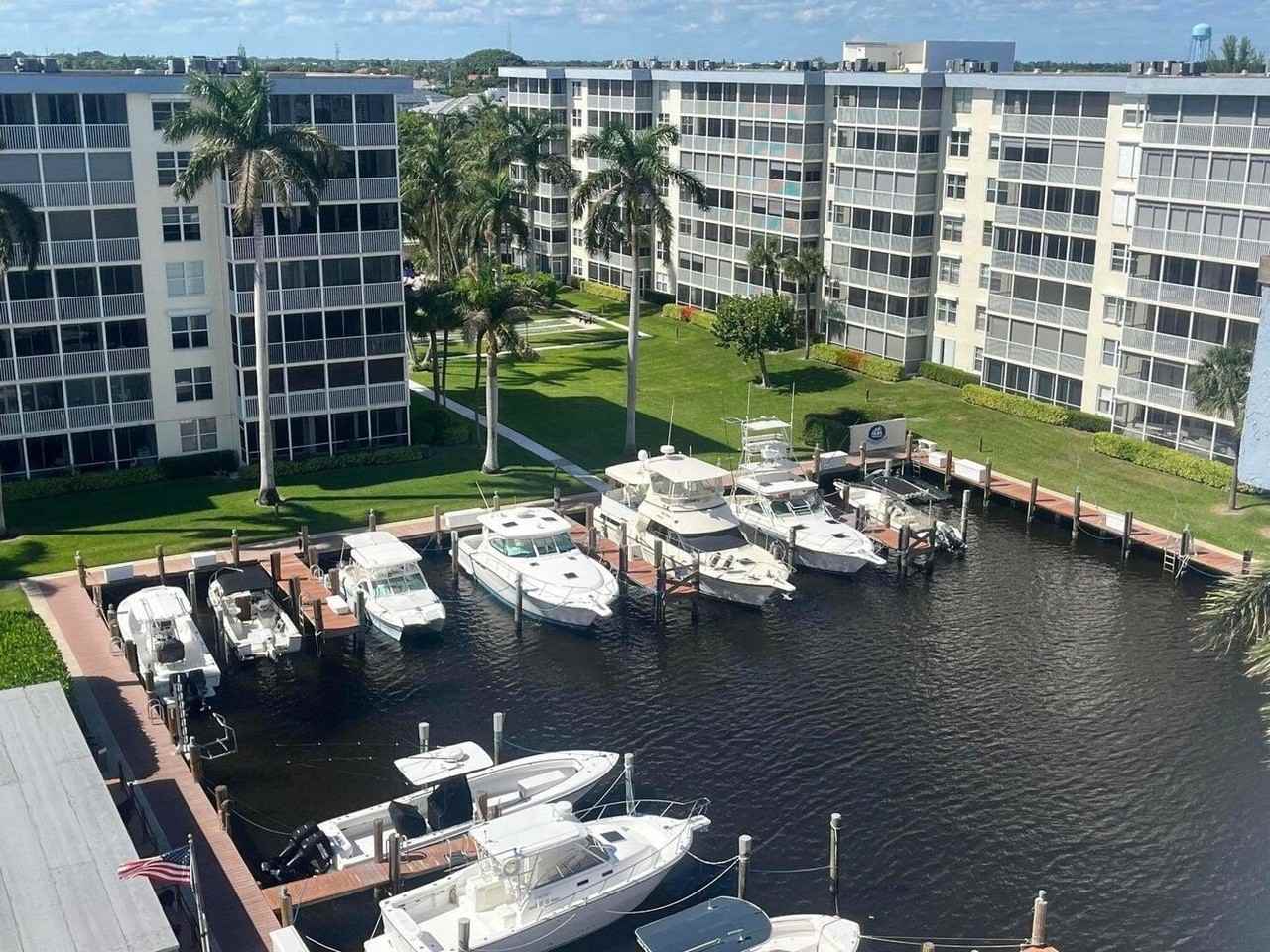 1 Harbourside Dr #2110 - Photo 2 of 34