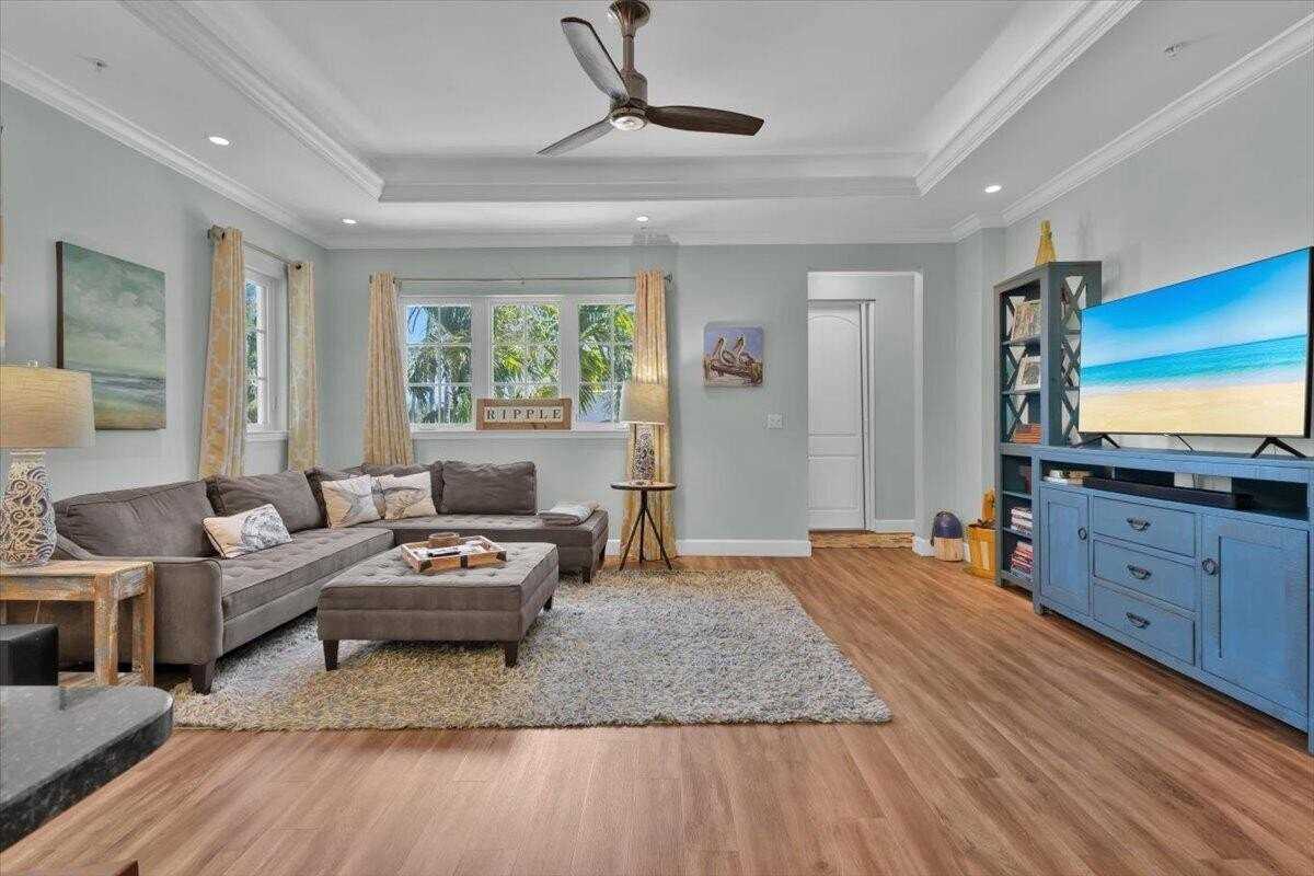 1581 Bow Line Rd - Photo 7 of 43