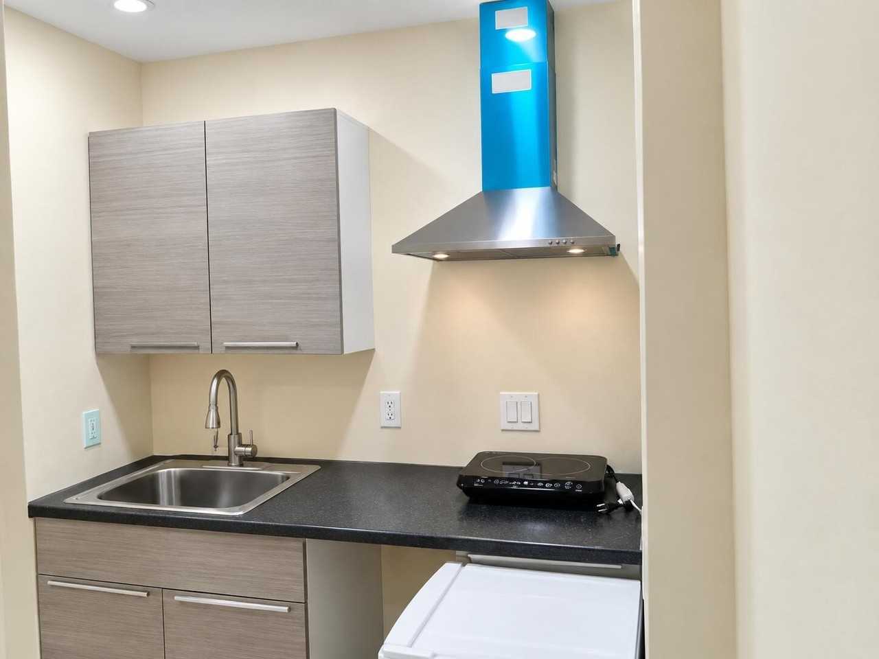 110 W Rubber Tree Dr - Photo 3 of 6