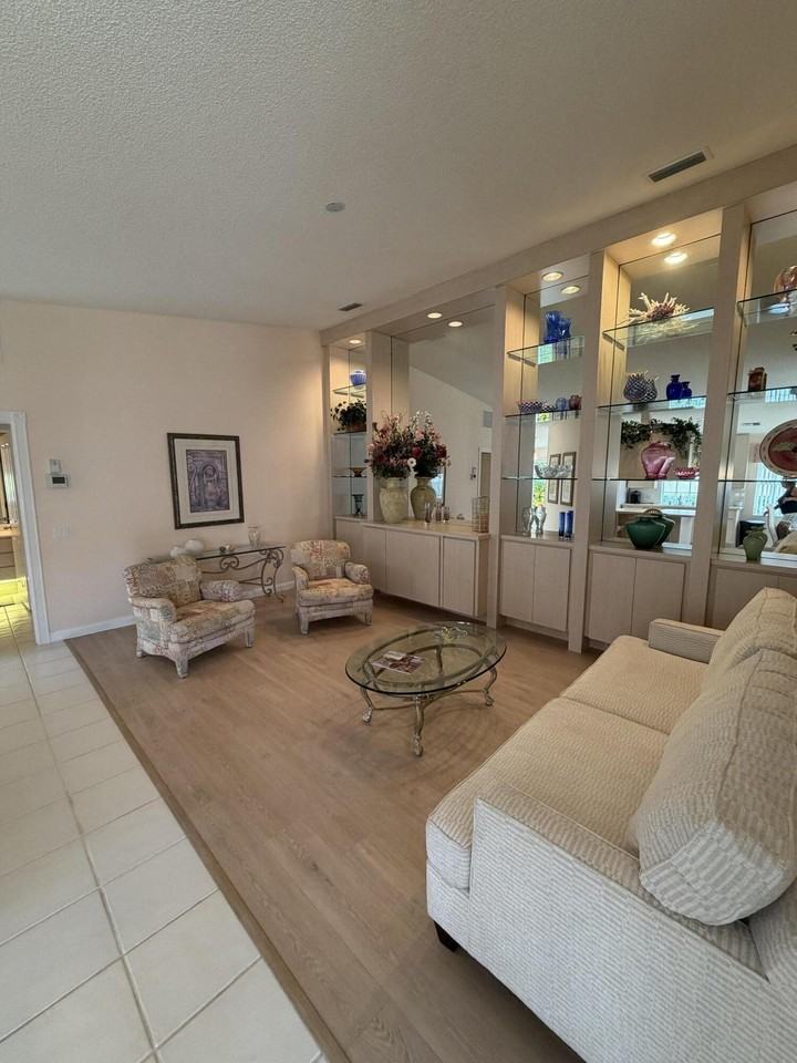 8240 Se Double Tree Dr - Photo 5 of 31