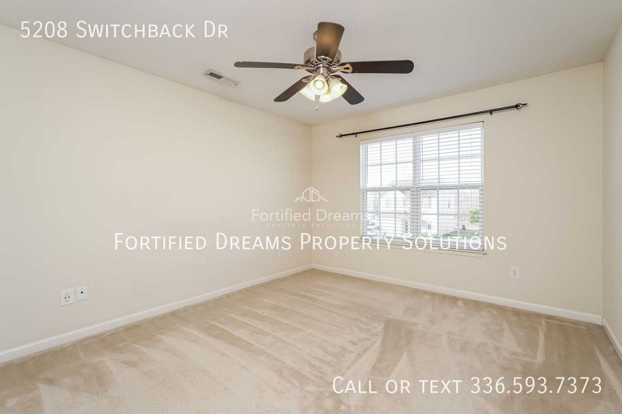 5208 Switchback Dr - Photo 6 of 18