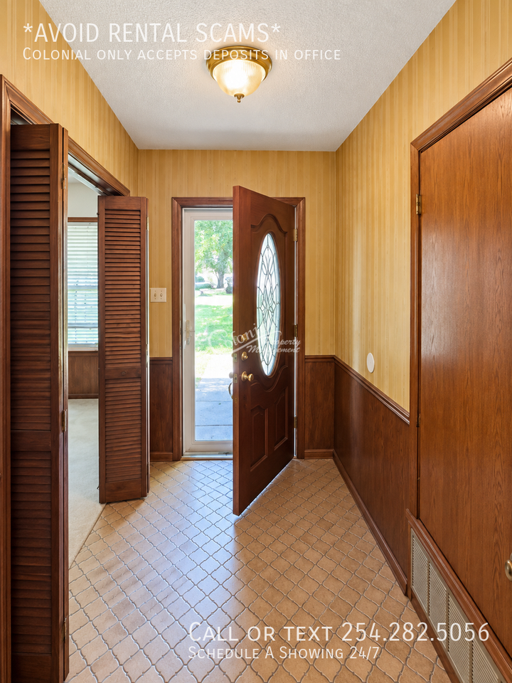 3302 Deer Trl - Photo 2 of 18
