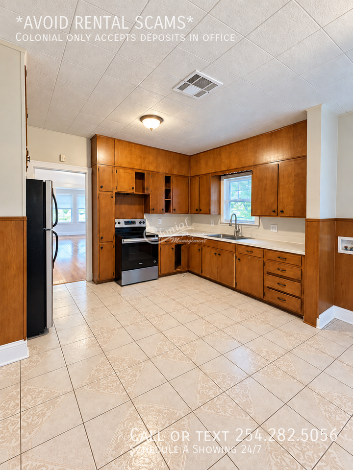 1209 S 7th St - Photo 4 of 10