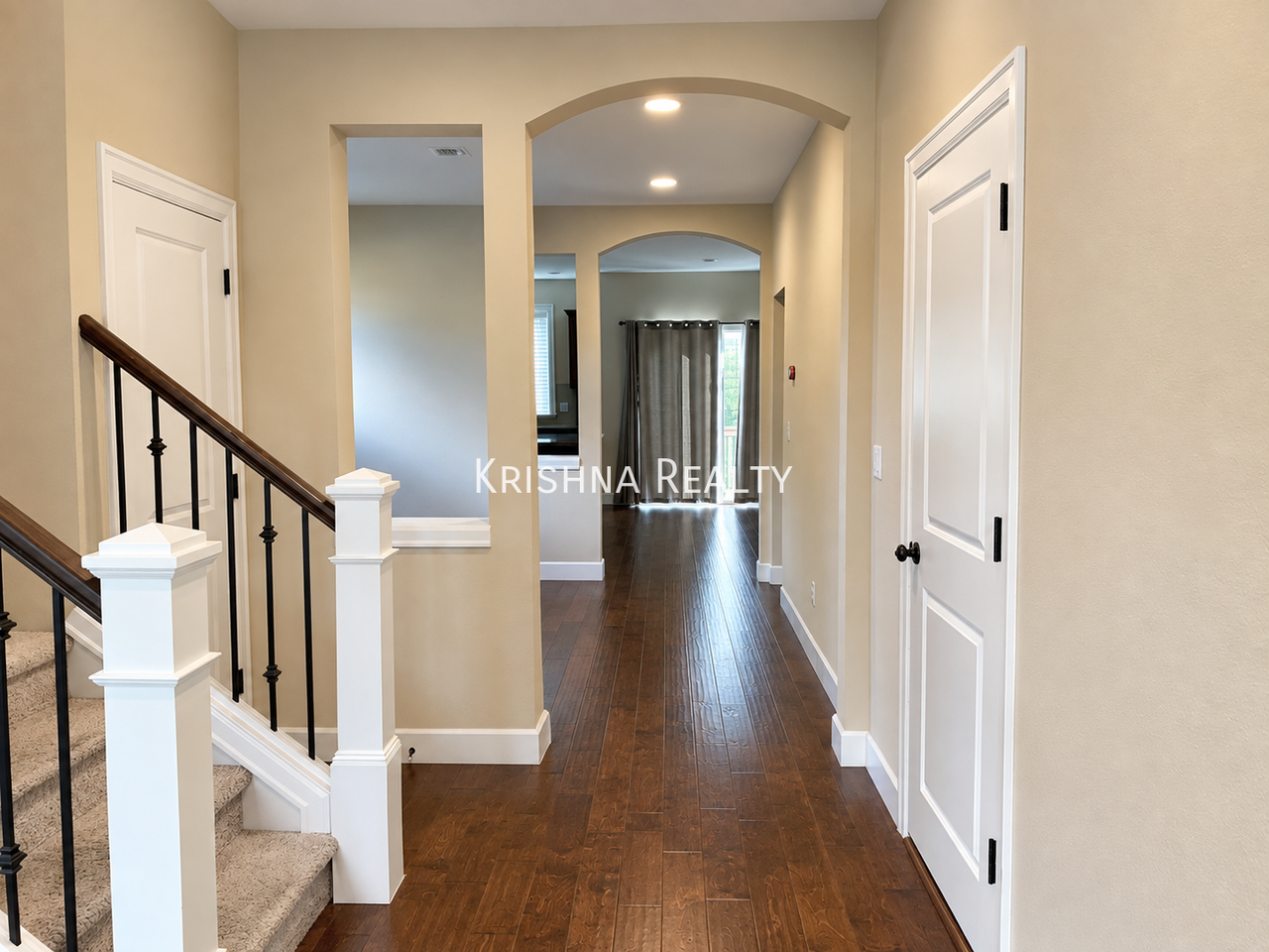 17090 Nw Anita St - Photo 3 of 13