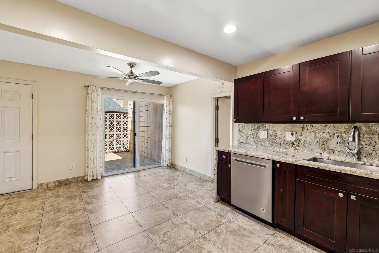 559 Oakdale Ln #3 - Photo 2 of 9
