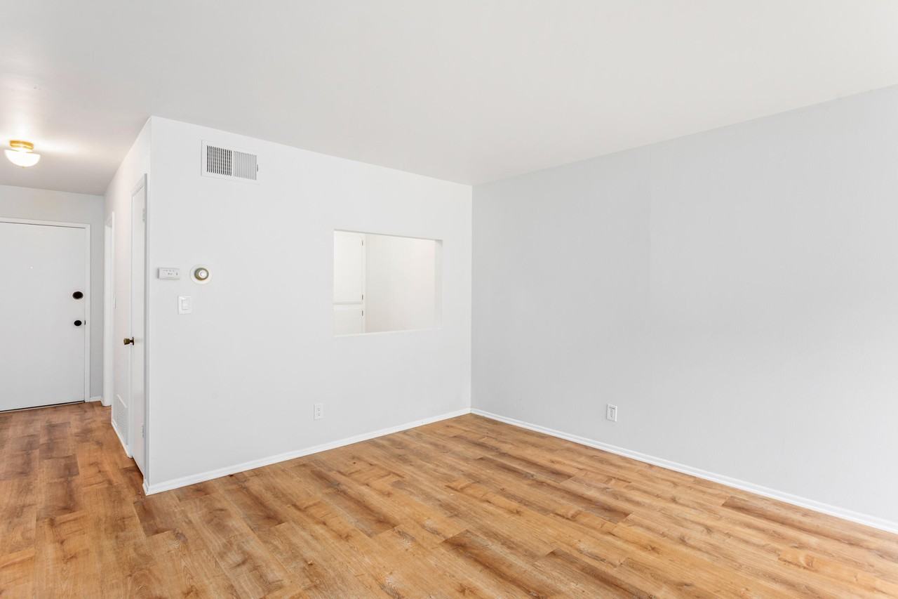 7398 Davenport Rd #B - Photo 5 of 14