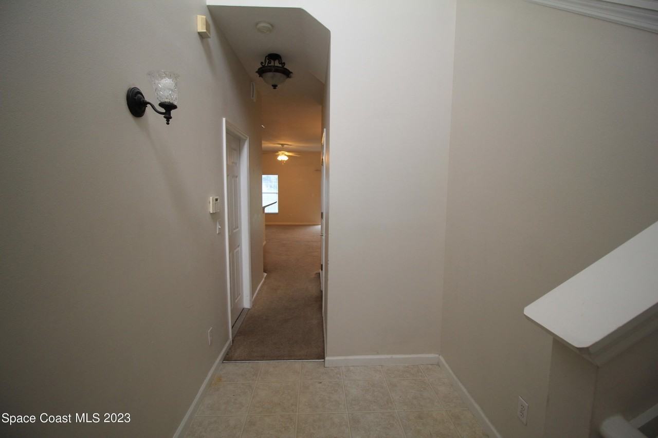2620 Revolution St #101 - Photo 4 of 27