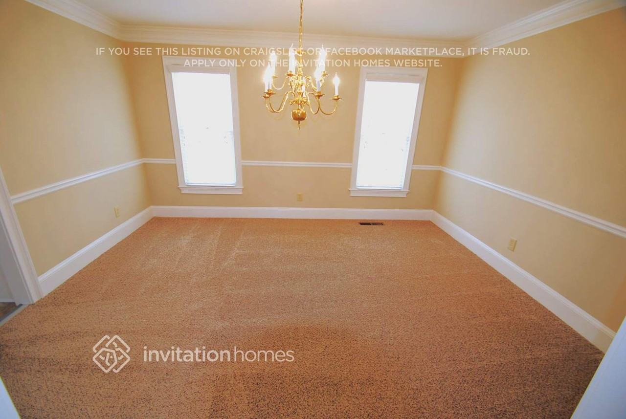 1447 Brown Ridge Ln - Photo 6 of 15