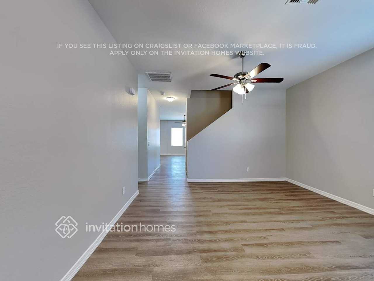 395 W White Sands Dr - Photo 5 of 25