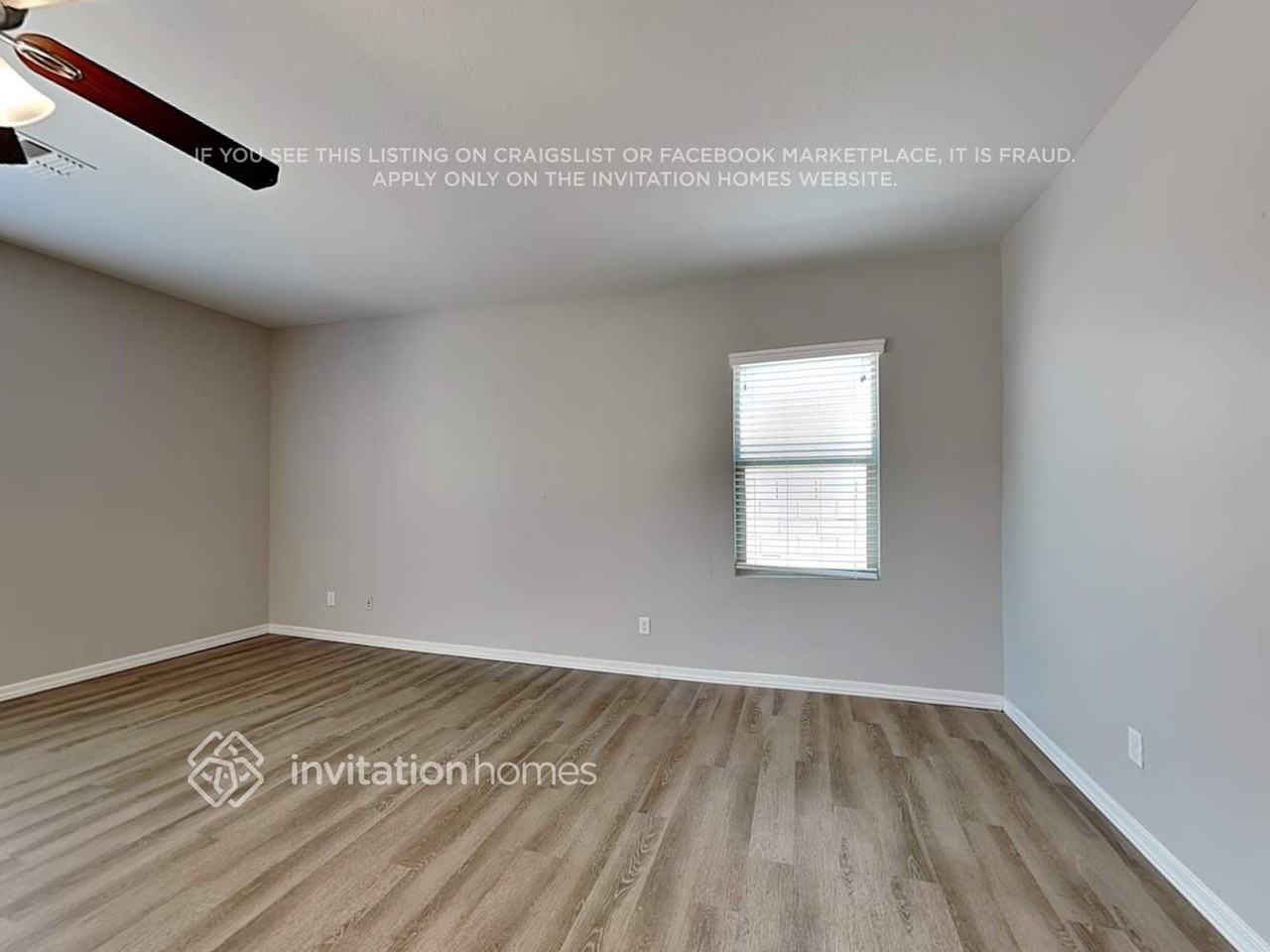 395 W White Sands Dr - Photo 6 of 25